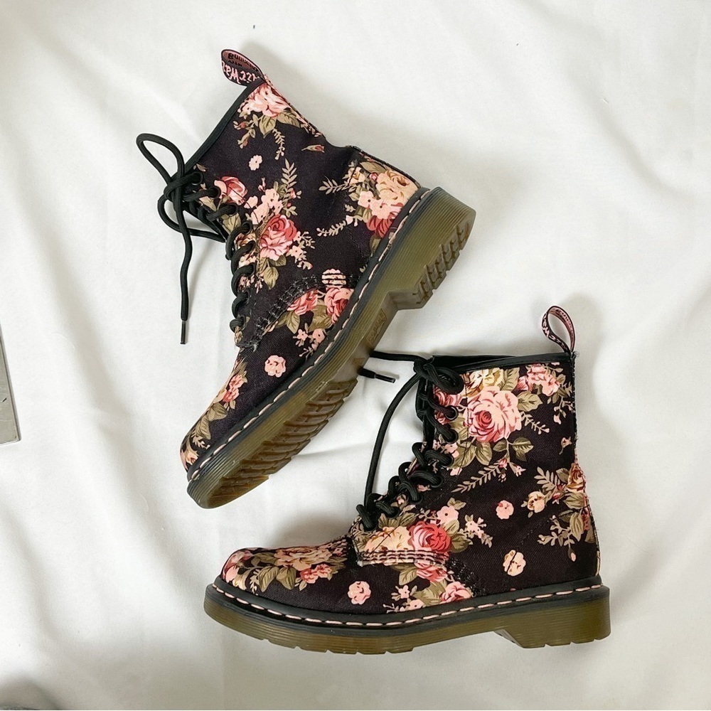 Dr. Martin's 1460 Pascal cloth lace up boots - Picture 8 of 11